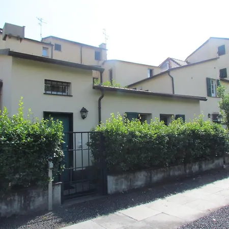 House In The Convent Holiday home *